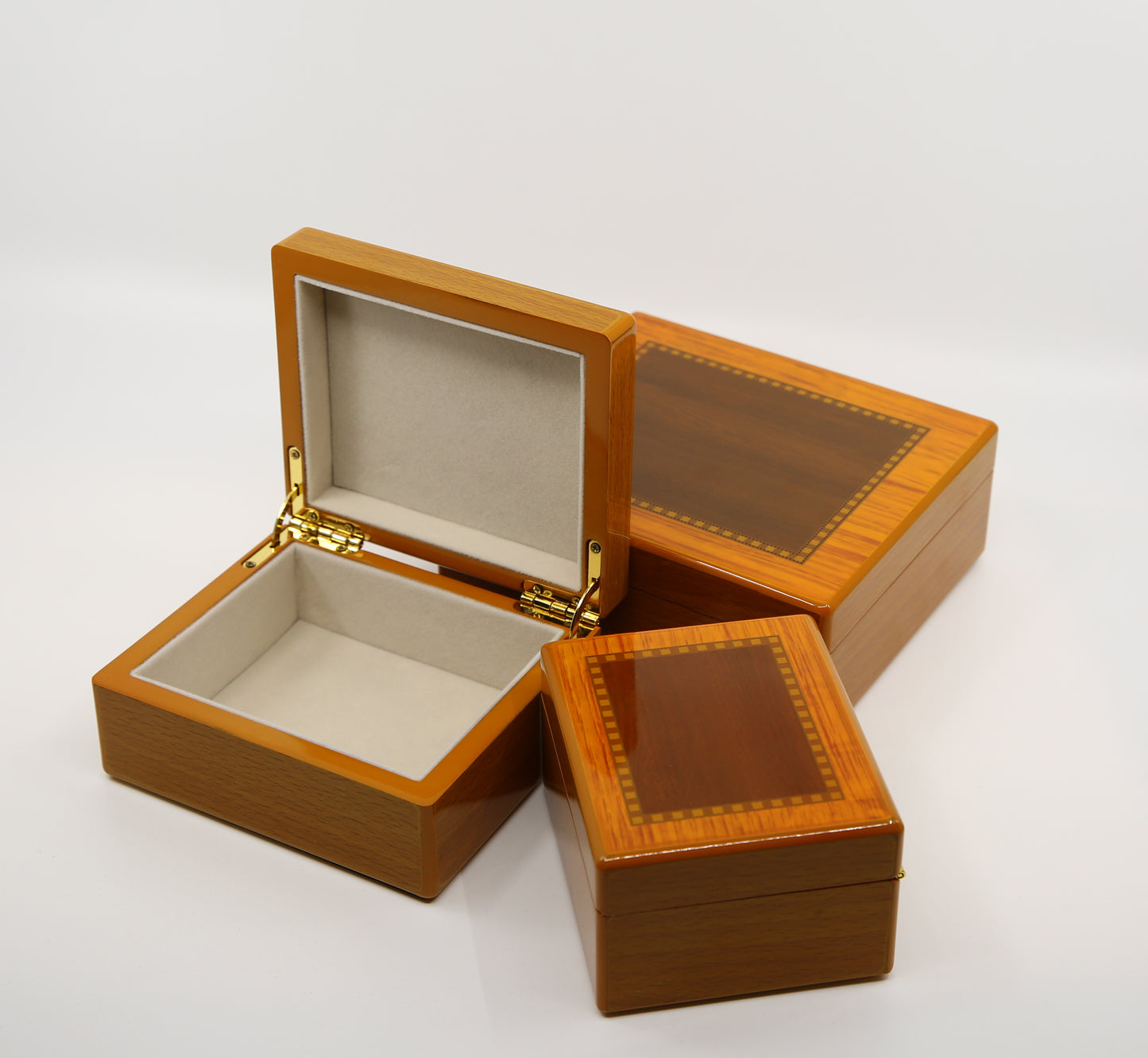 صندوق إهداء العود